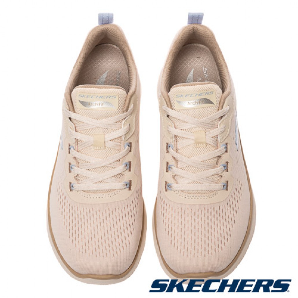 skechers_20260126175348_953568.jpg