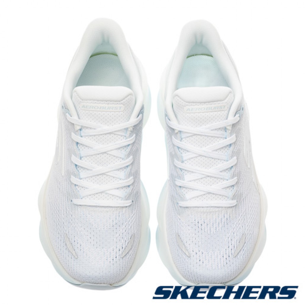 skechers_20260126175354_682631.jpg