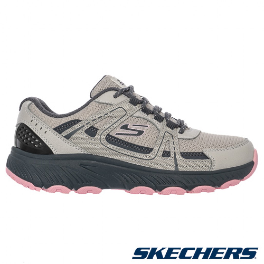 skechers_20260126175452_548477.jpg