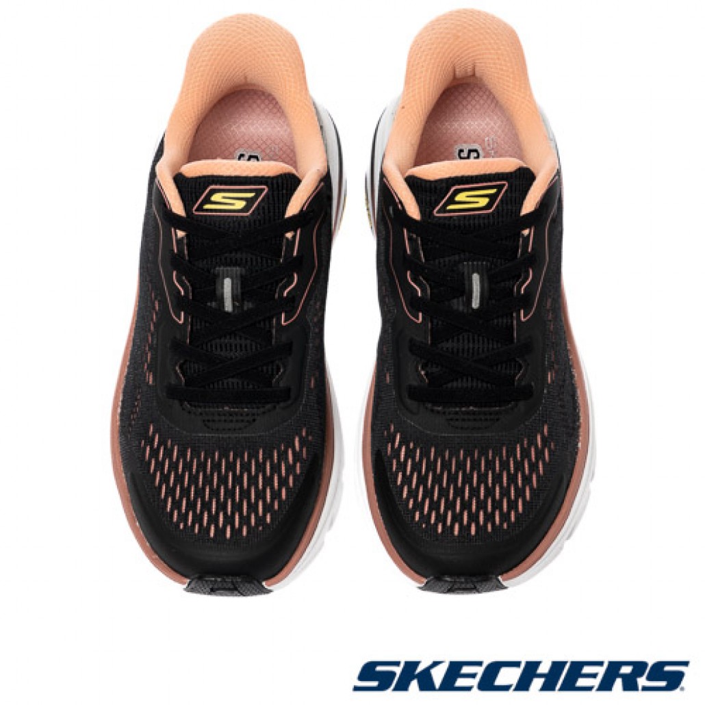 skechers_20260126175512_809203.jpg