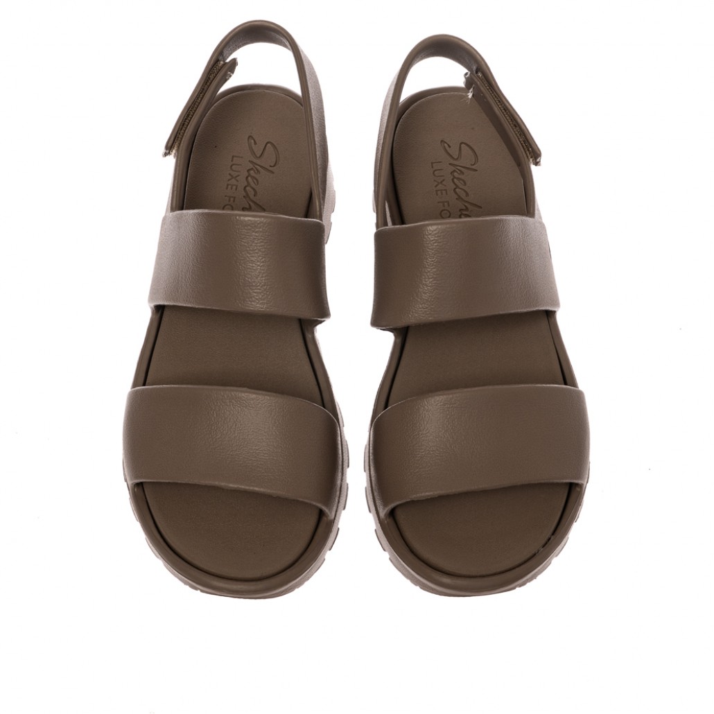 skechers_20260413101842_113764.jpg