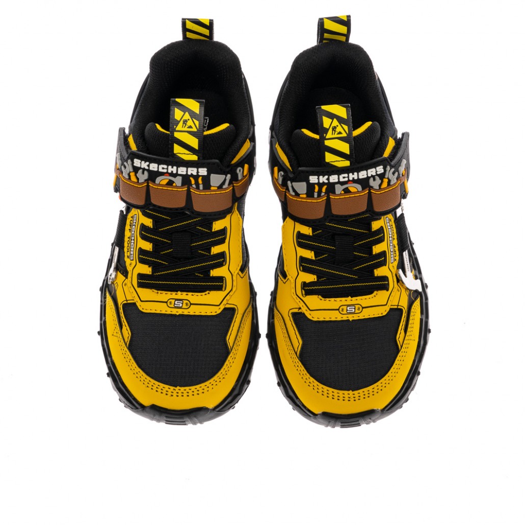 skechers_20260424111446_413975.jpg