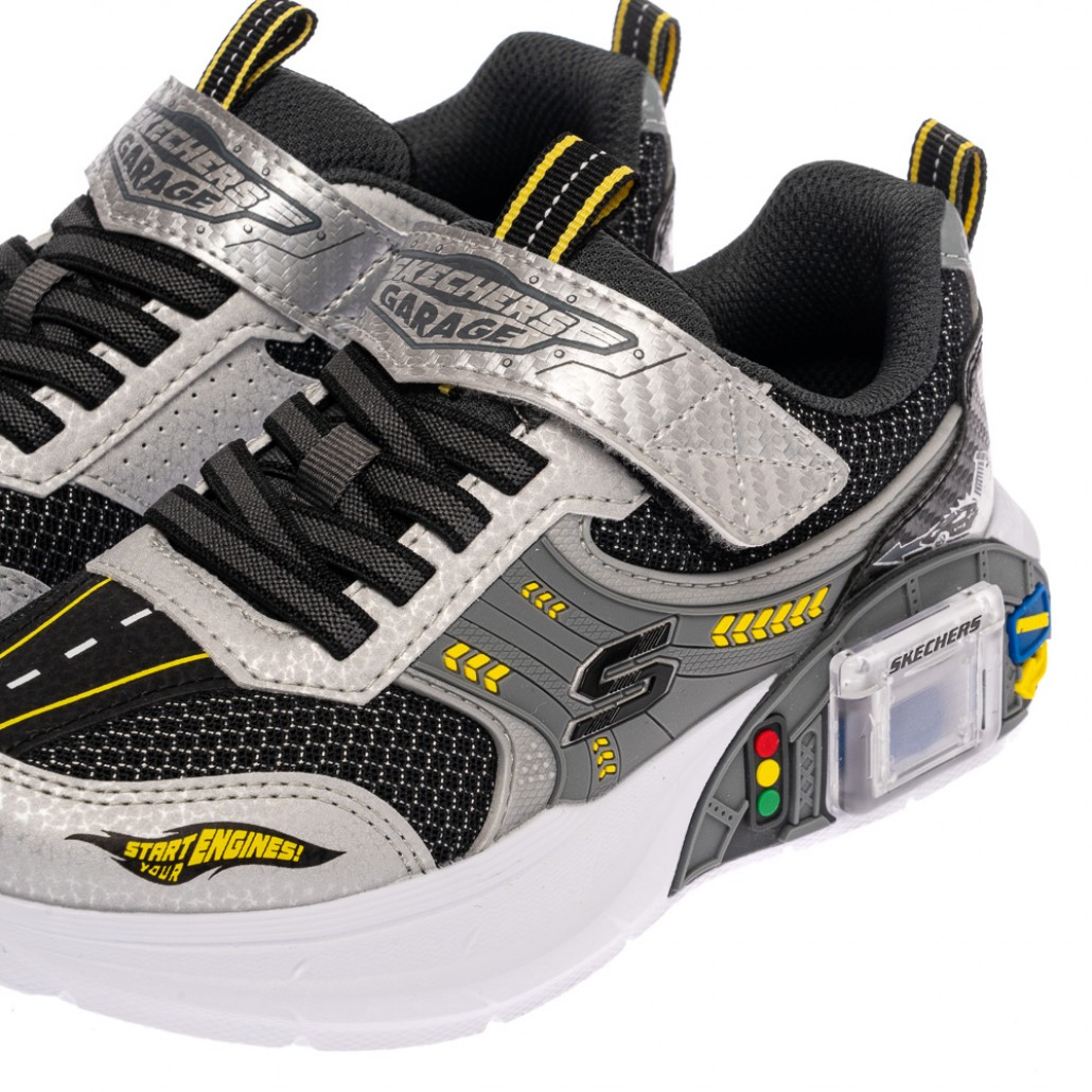 skechers_20260424111453_492724.jpg