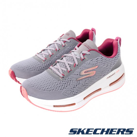 skechers_20220831112843_105525.jpg