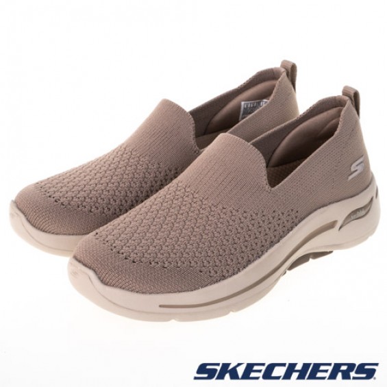 skechers_20221227173556_290476.jpg