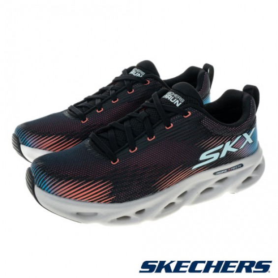 skechers_20231011173107_713556.jpg