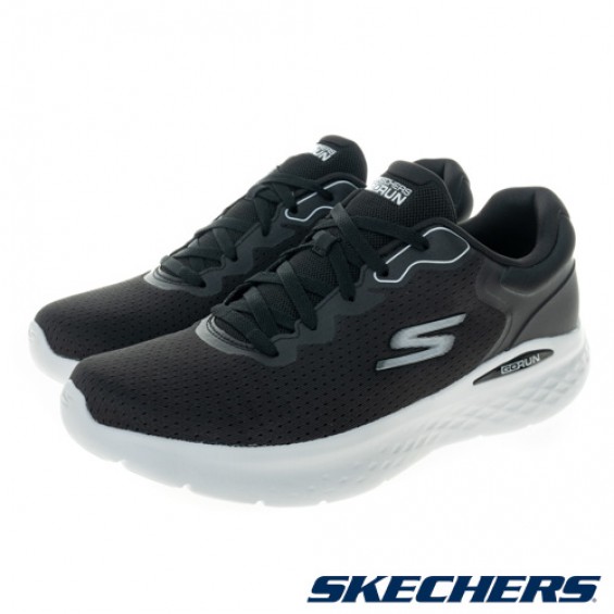 skechers_20231208010107_329269.jpg