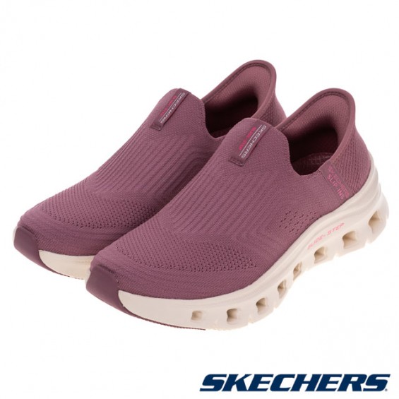skechers_20241029184206_136945.jpg