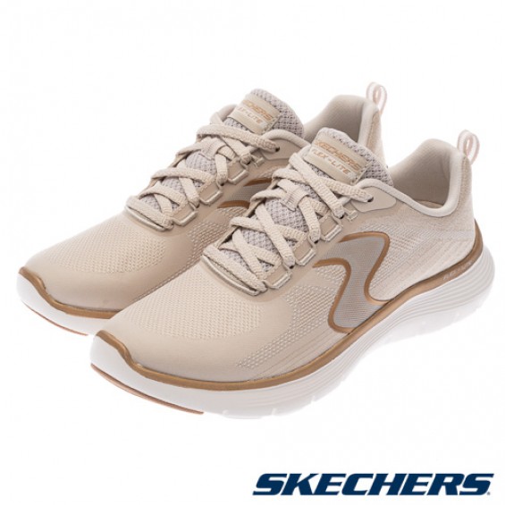 skechers_20250627181725_956660.jpg